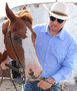 ET-Chuck-Philpy-horse_small.jpg